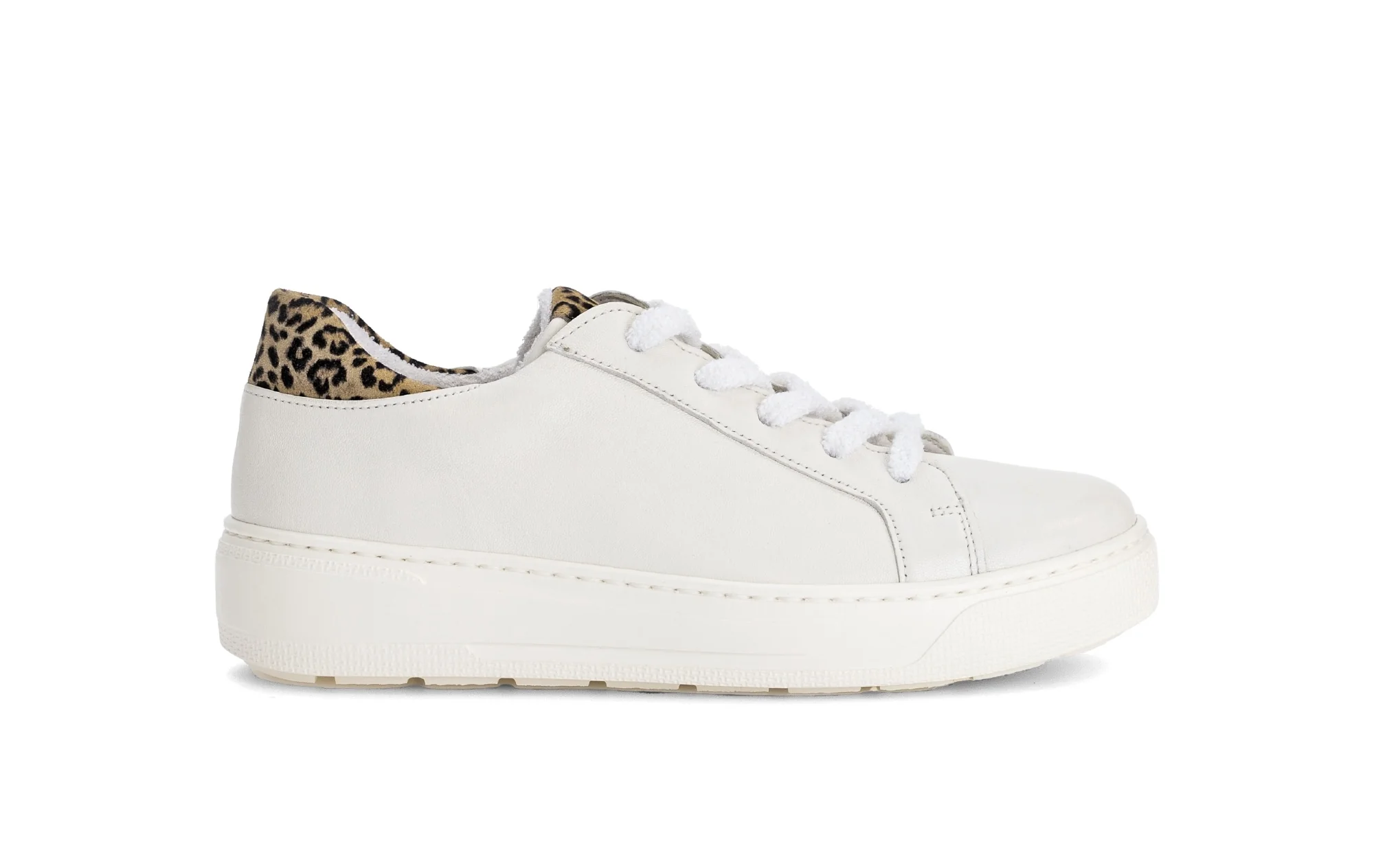 Baskets blanches en cuir