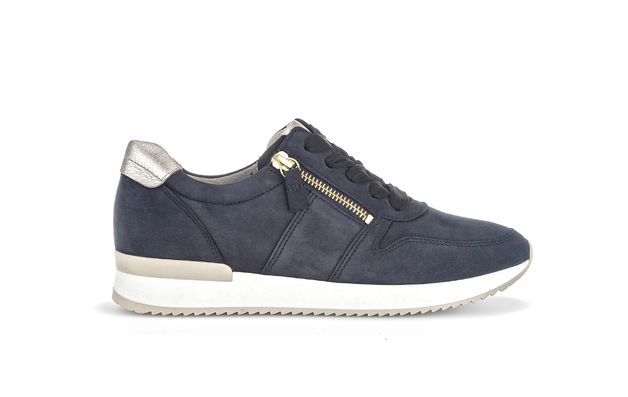 Baskets bleues en cuir nubuck