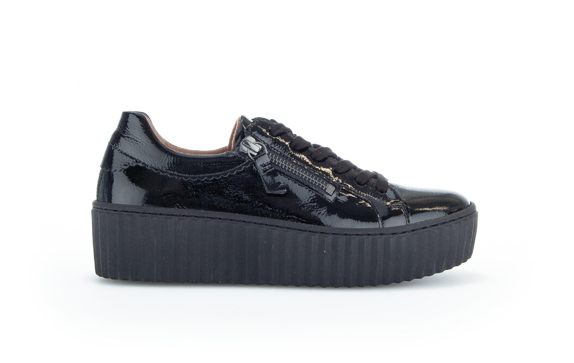 Baskets noires en cuir vernis