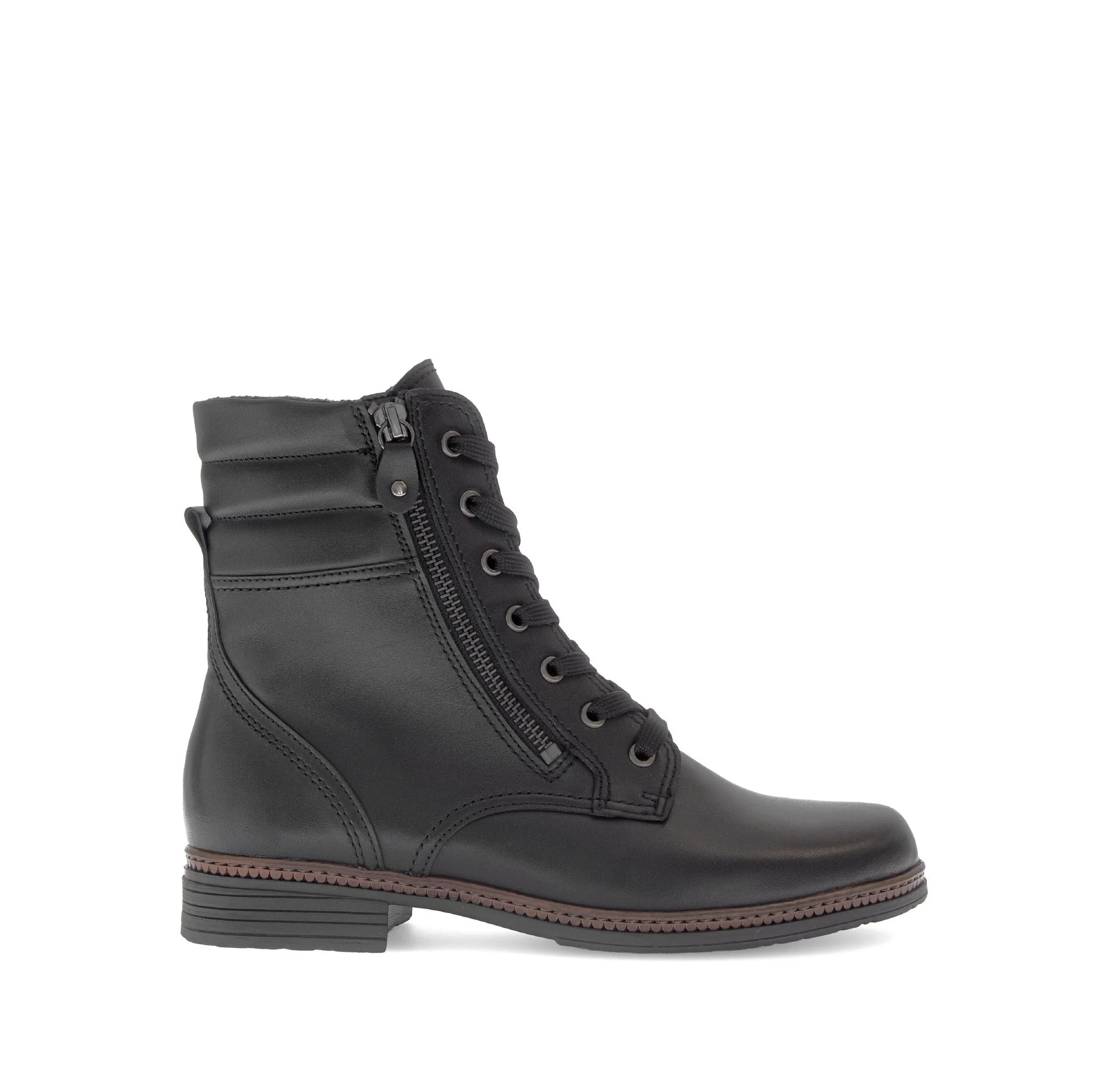 Bottines à lacets noires en cuir lisse