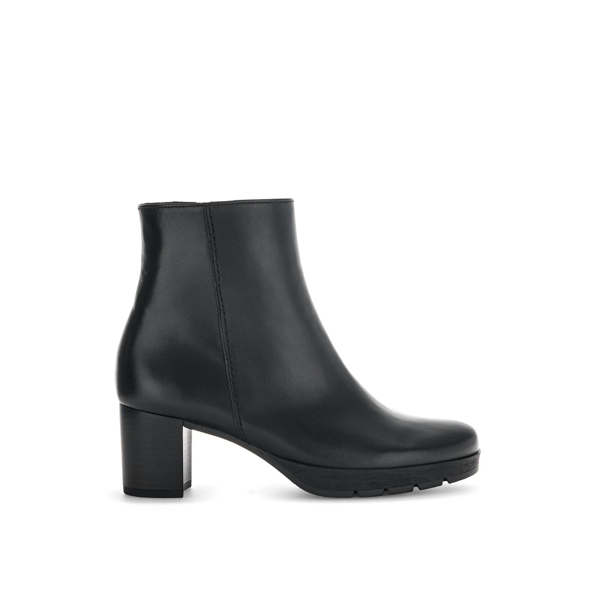 Bottines noires en cuir lisse